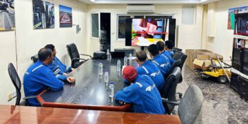 Participants learning chemical handling coshh and fork lift training